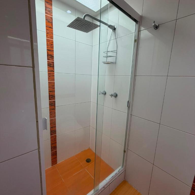  - Room #1714810601 - 3