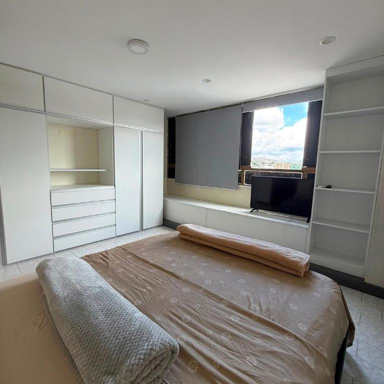  - Room #1714810601 - 6