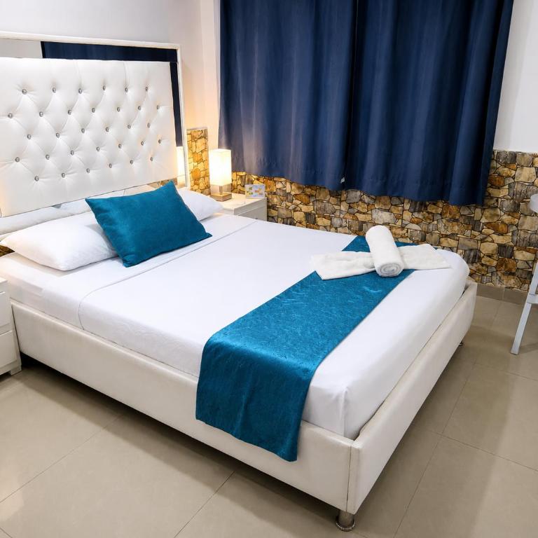 Hotel Casa Bellamare - Double Room with Private Bathroom - 1