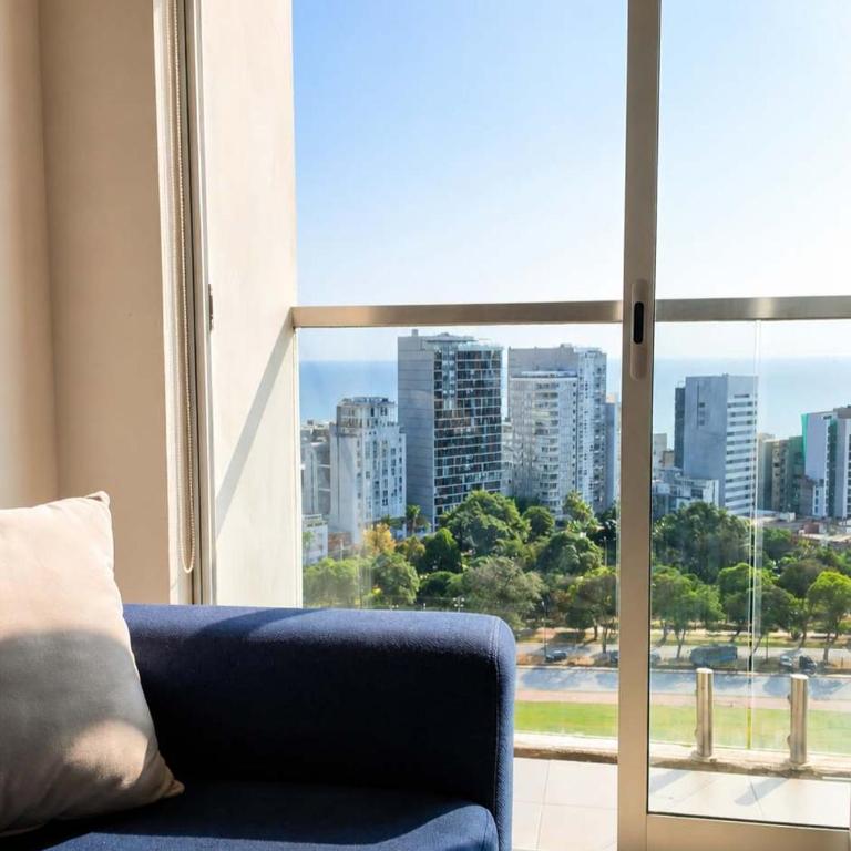 Stylish Barranco Retreat with Ocean Views, Pool & Gym - Apartamento de 1 dormitorio con balcón y vistas al mar - 1
