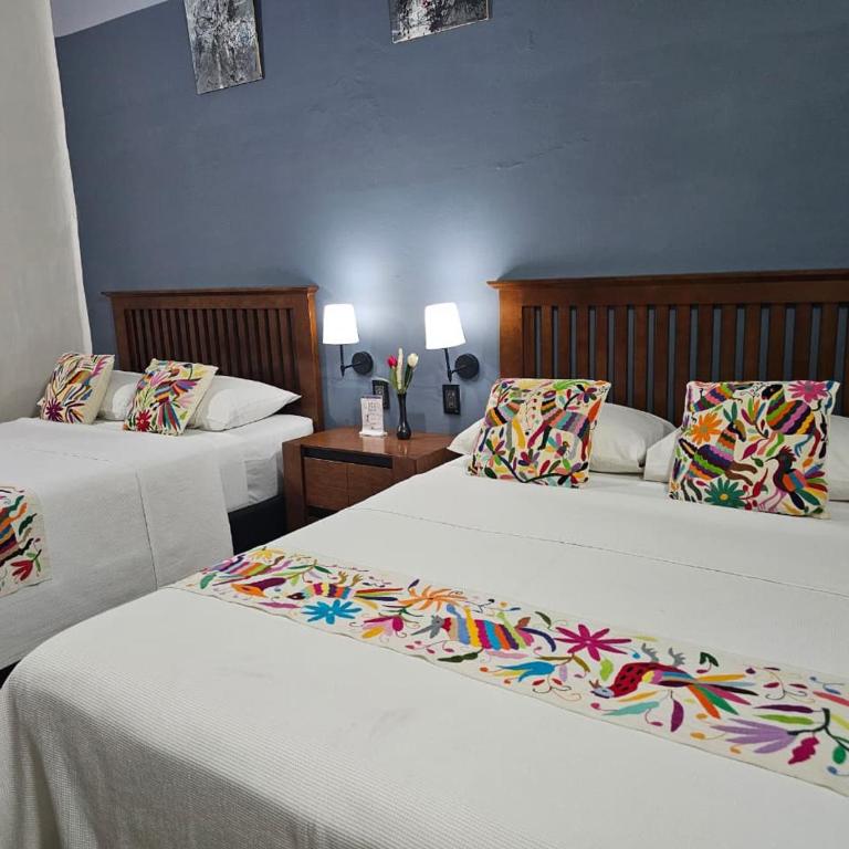 BKL Hotel Oaxaca - Room #696571019 - 1