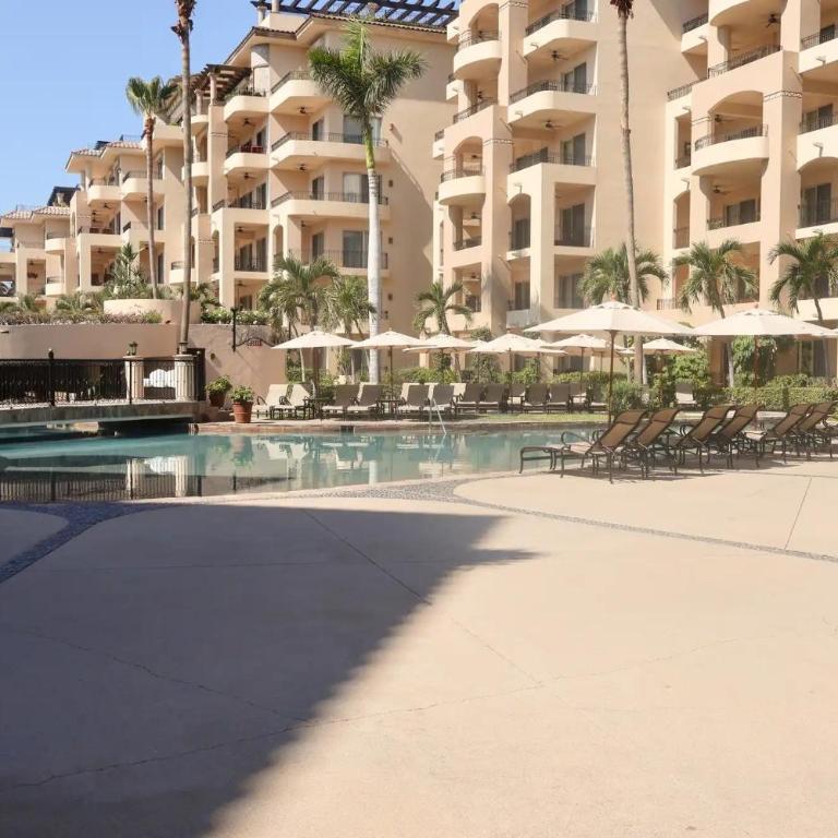 Gorgeous Villa in Cabo with Ocean and Lands End View, private swimmable beach, Pools, sleeps 8 - Villa con vistas al mar - 81