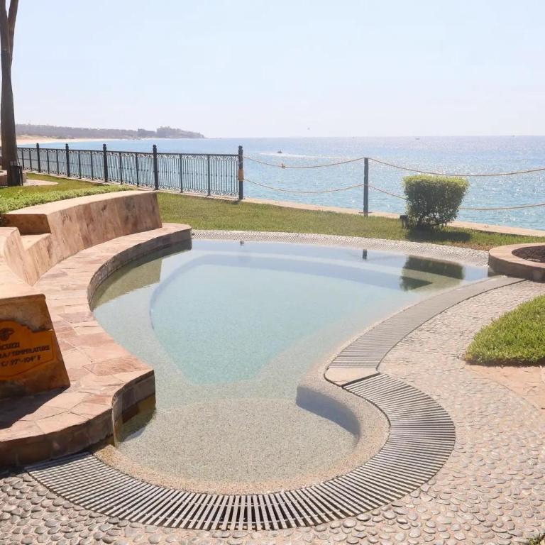 Gorgeous Villa in Cabo with Ocean and Lands End View, private swimmable beach, Pools, sleeps 8 - Villa con vistas al mar - 91