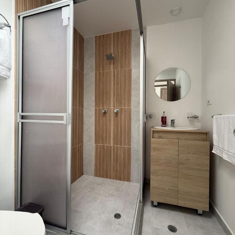  - Room #1714818204 - 6