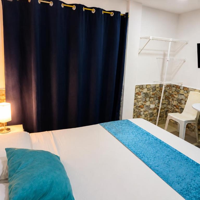 Hotel Casa Bellamare - Double Room with Private Bathroom - 2