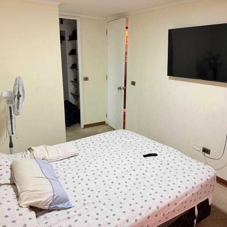  - Room #1714830101 - 3