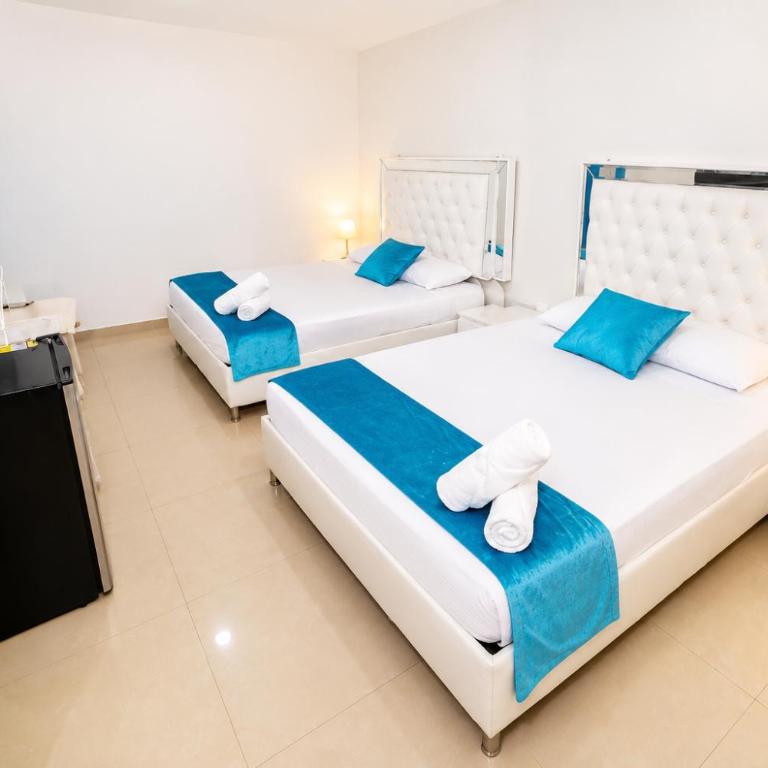 Hotel Casa Bellamare - Standard Quadruple Room - 3