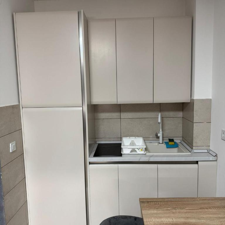  - Room #1714842001 - 4