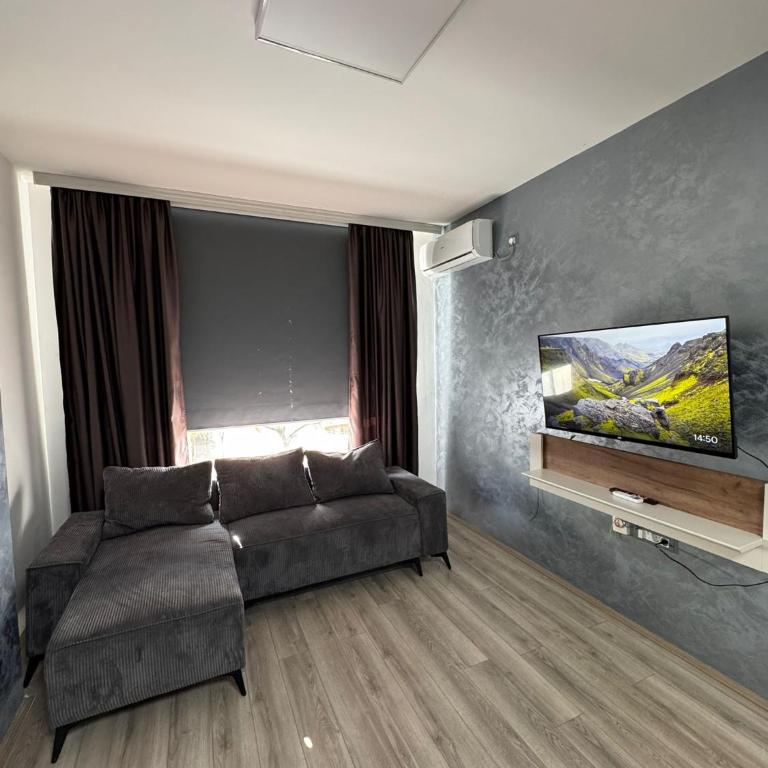  - Room #1714842001 - 10