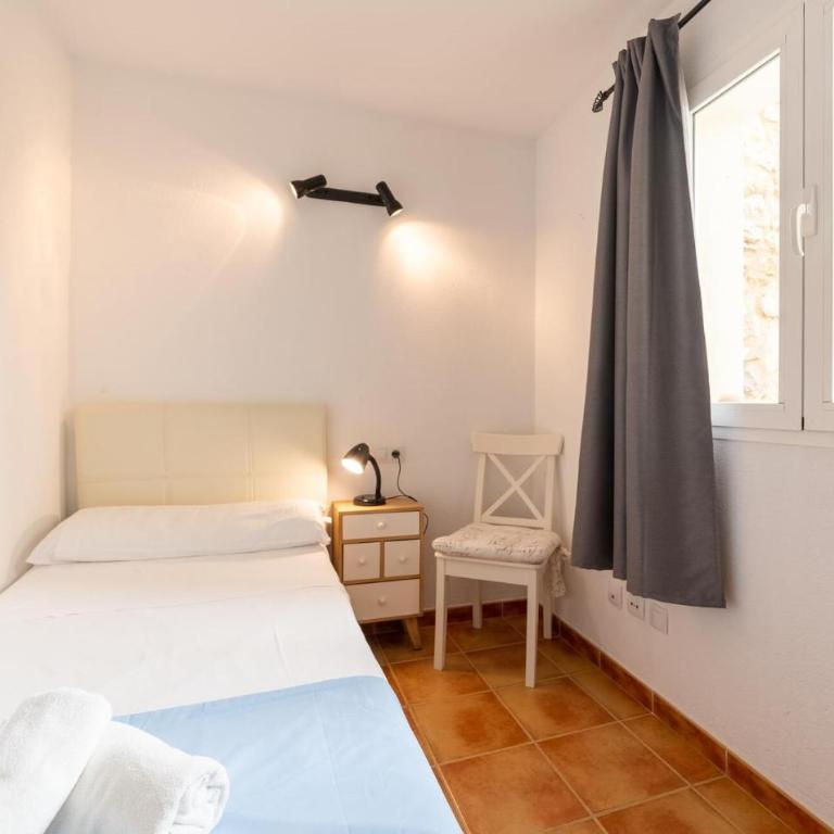 Jaume De Arta B - Two-Bedroom Apartment - 13