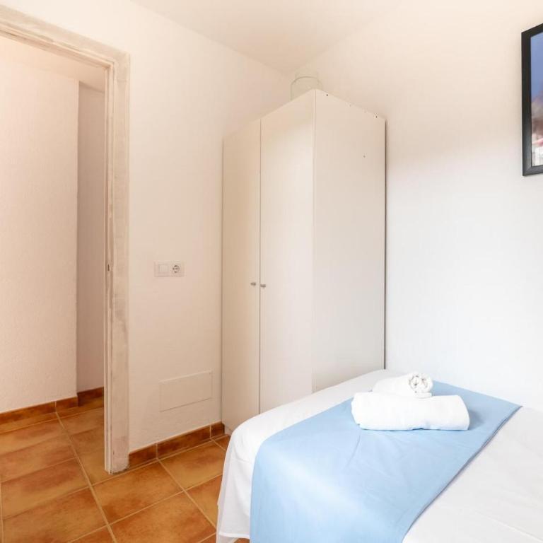Jaume De Arta B - Two-Bedroom Apartment - 15