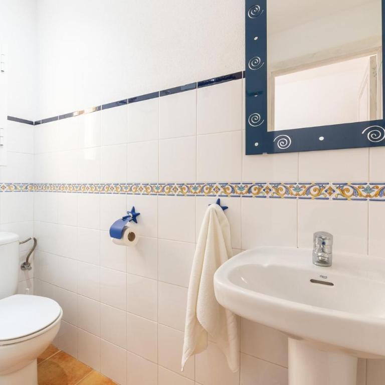 Jaume De Arta B - Two-Bedroom Apartment - 18