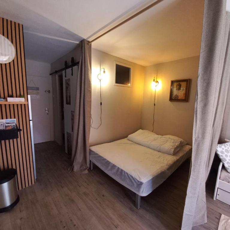 Charmant studio fonctionnel avenue des alliés - Apartment - Ground Floor - 8