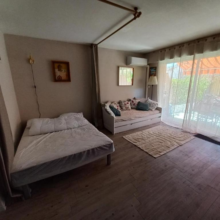 Charmant studio fonctionnel avenue des alliés - Apartment - Ground Floor - 12