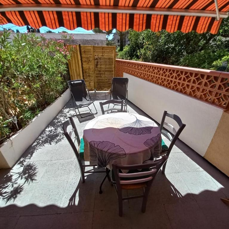 Charmant studio fonctionnel avenue des alliés - Apartment - Ground Floor - 16