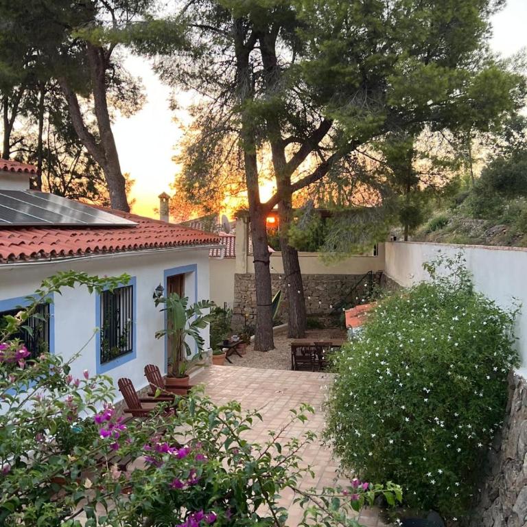 House with swimming pool and amazing sea and mountain views in Montgó, Denia - Casa con 1 dormitorio - 63