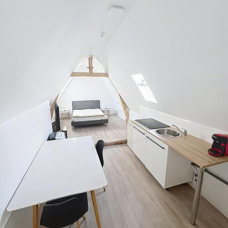 Dampuré Estelle - Appartement 1 Chambre - 3