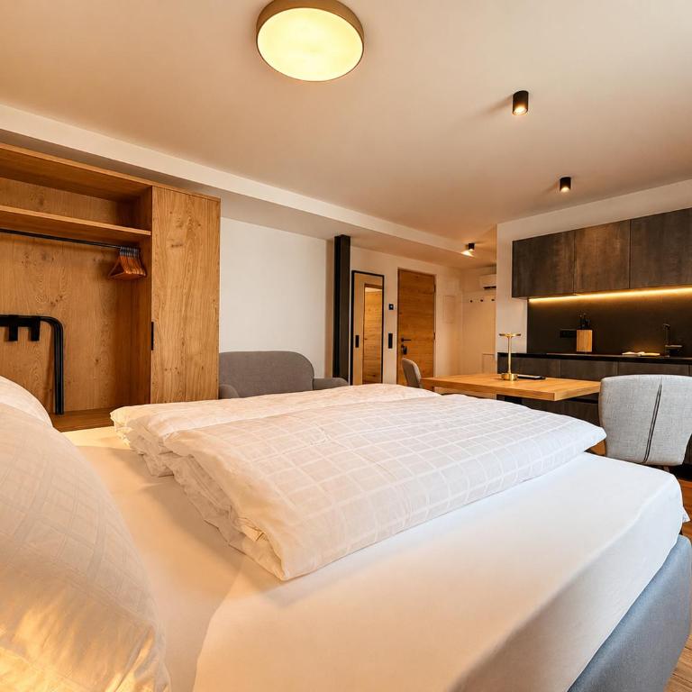 MENA Guesthouse - Großes Doppelzimmer - 4