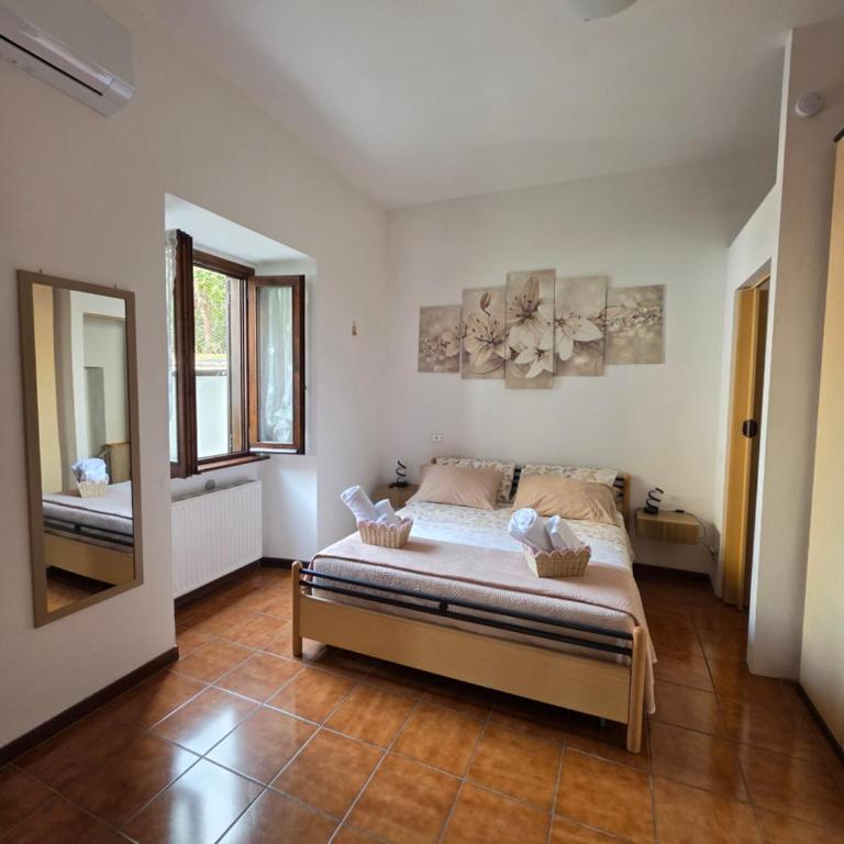 Lily Loggiadeifiori with private Patio near station, bus and swiss boarder - Casa con 1 Camera da Letto - 18