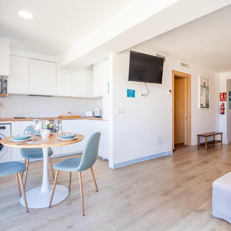 Cubo's Sea View Studio 100m from the Beach - Studio - 10