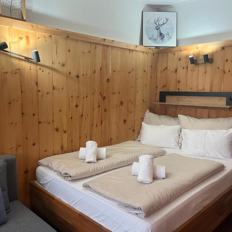 Alpine Studio Apartment by AA Holiday Homes - Studio-Apartment - 16
