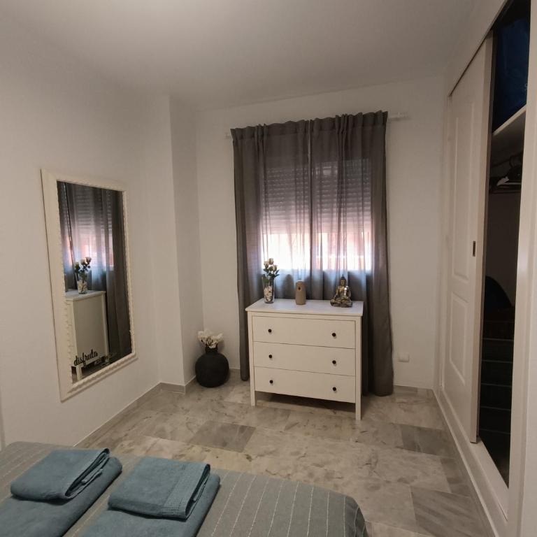 Apartamento, piscina, wifi 5G, patio privado, parking, sol, 300 metros de la playa VFT MA 75455 - Apartamento con vistas al jardín - 65