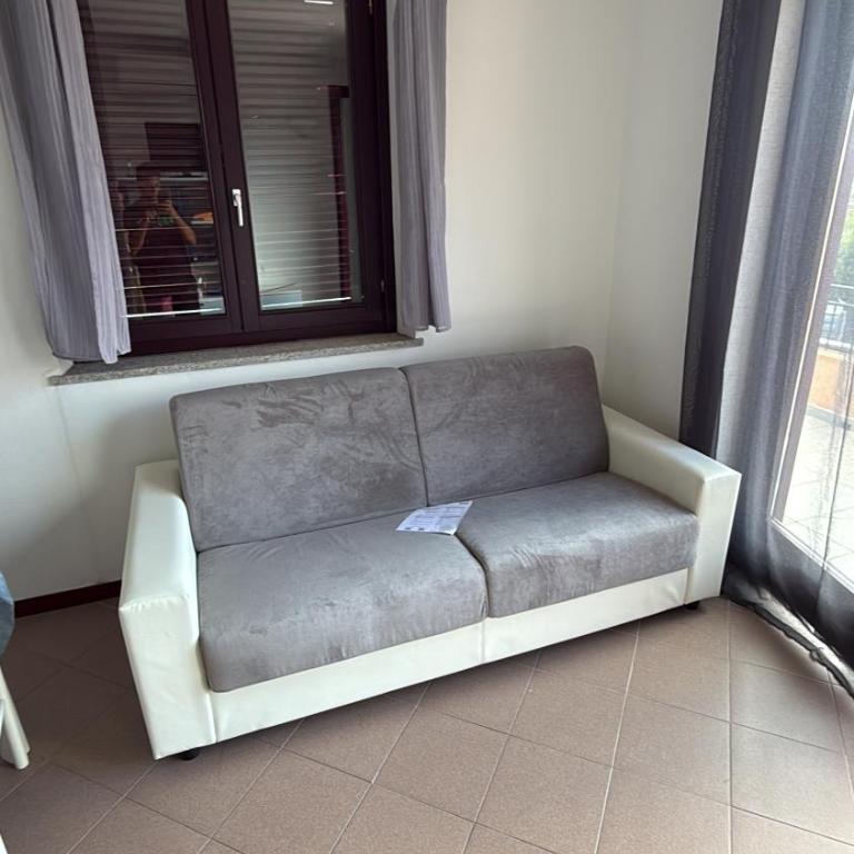  - Room #1714949801 - 4