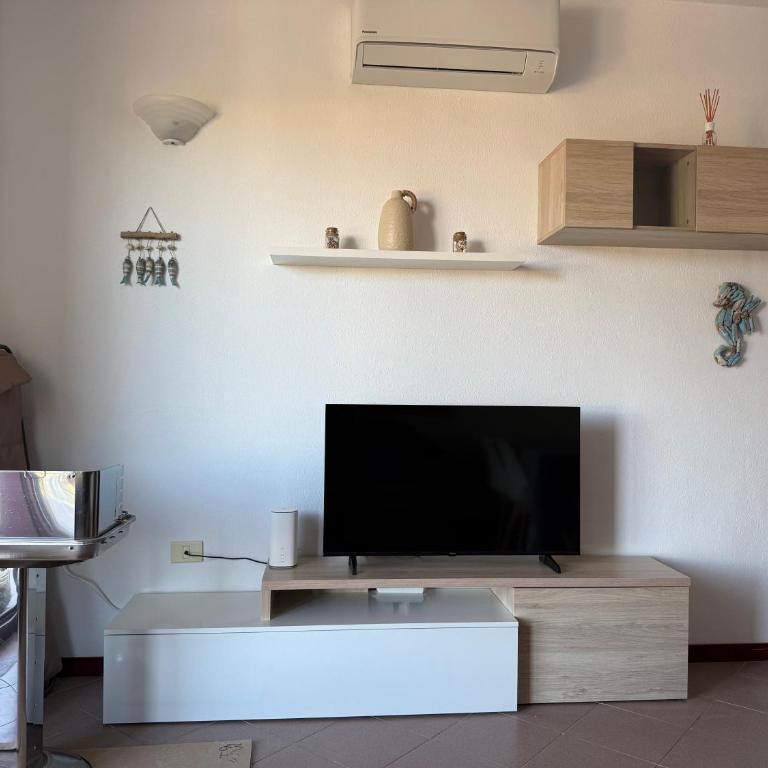  - Room #1714949801 - 5