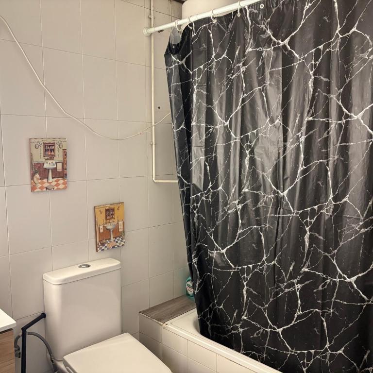 - Room #1714959901 - 6
