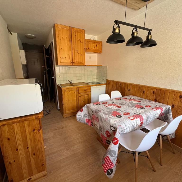 La Vanoise Appartement familial Skis aux pieds Vue montagne - Appartamento con 2 Camere da Letto e con Vista Montagna - 1