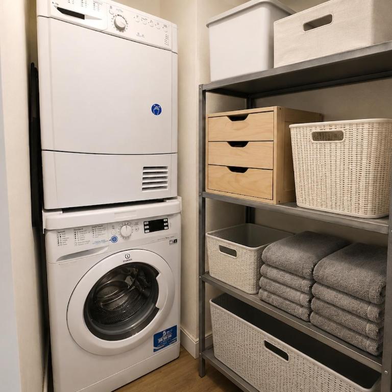 DAVID Signature - Spacious 2BR & 2BA - 5 min to Duomo - Two-Bedroom Apartment - 25