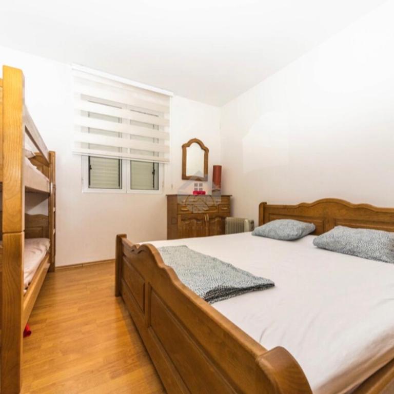  - Room #1714968101 - 7