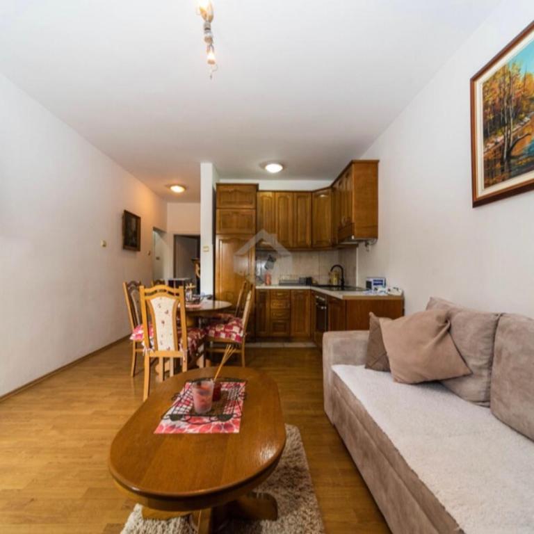  - Room #1714968101 - 8