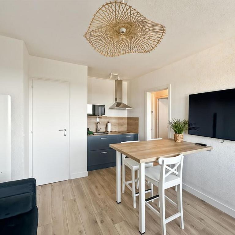 T2 entre mer et forêt - Appartement 2 Chambres - 17