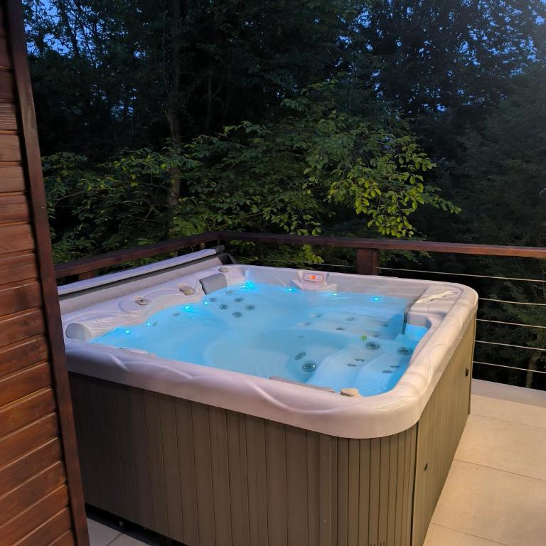 Chalet Vista - Room #1714973301 - 4