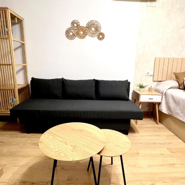 - Room #1714990101 - 6