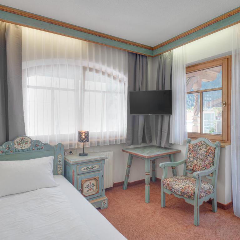 Center Rooms & Apartments - Einzelzimmer mit Balkon - 5