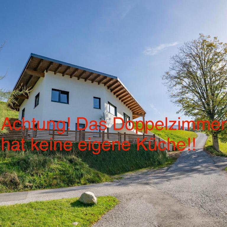Haus SaRo - Doppelzimmer mit Dusche - 19