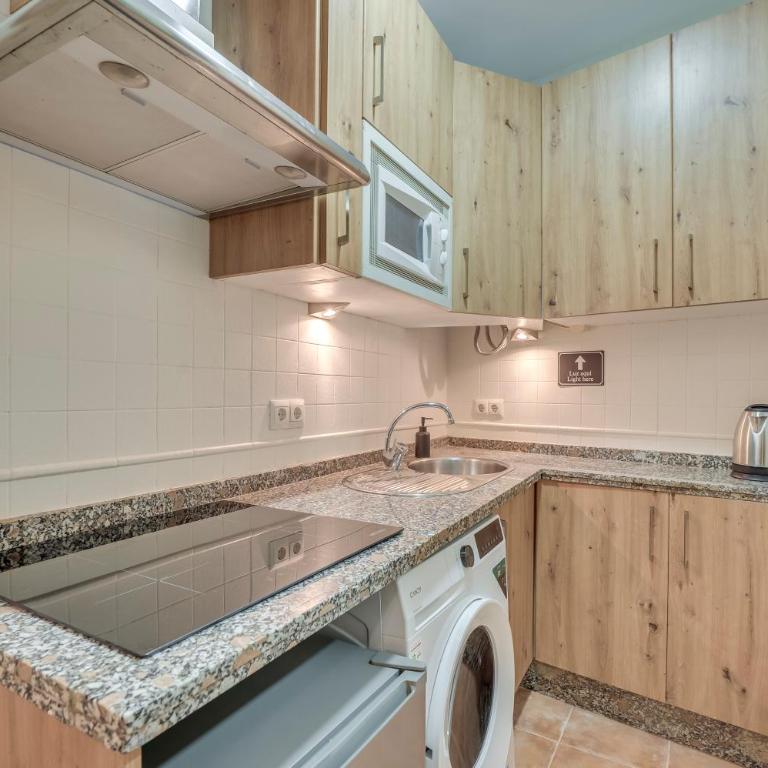Oliva Apartments Molinillo - Standard Studio - 12