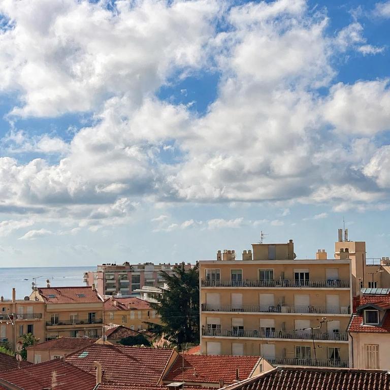 Elegant studio in Central Plage Roquebrune - Appartement - 23