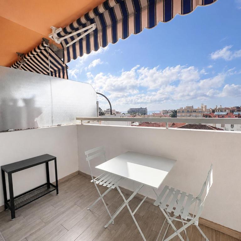 Elegant studio in Central Plage Roquebrune - Appartement - 4