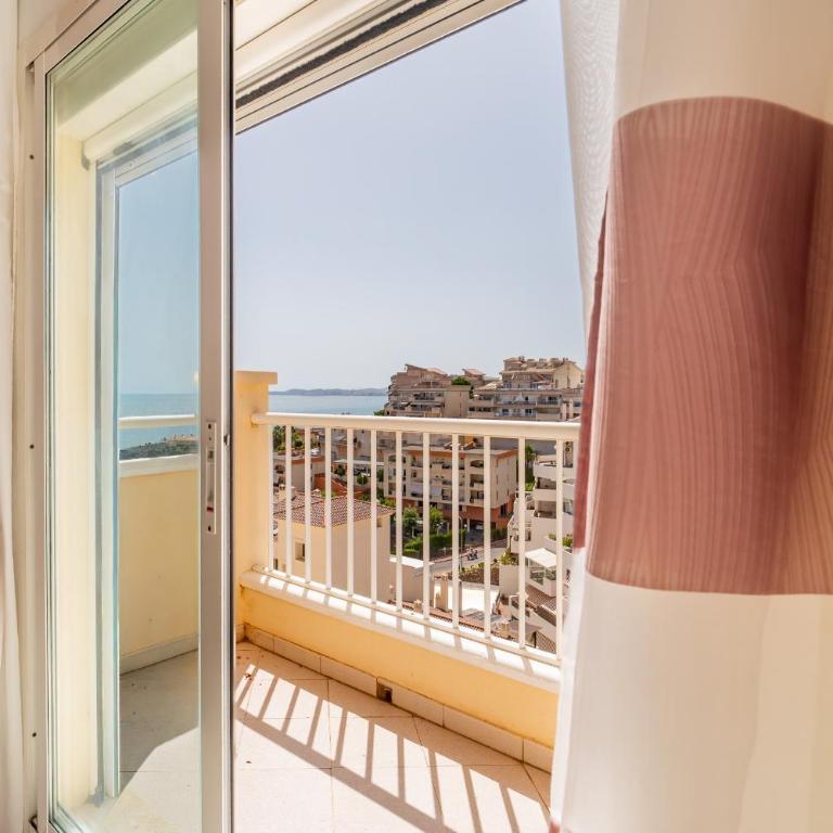  - Room #1715003501 - 16