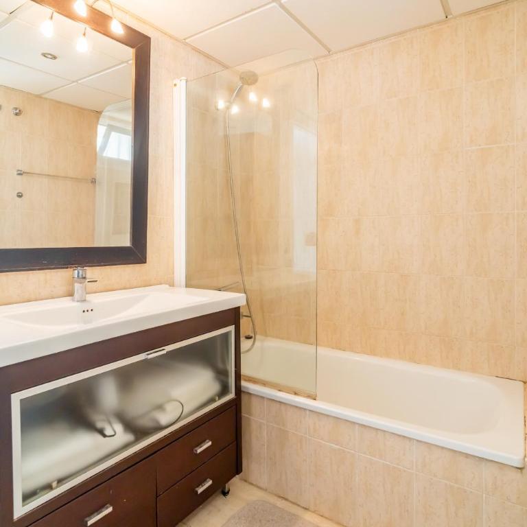  - Room #1715003501 - 27