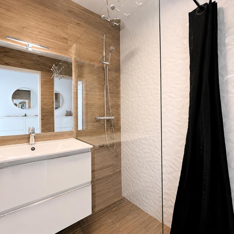 Elegant studio in Central Plage Roquebrune - Appartement - 19