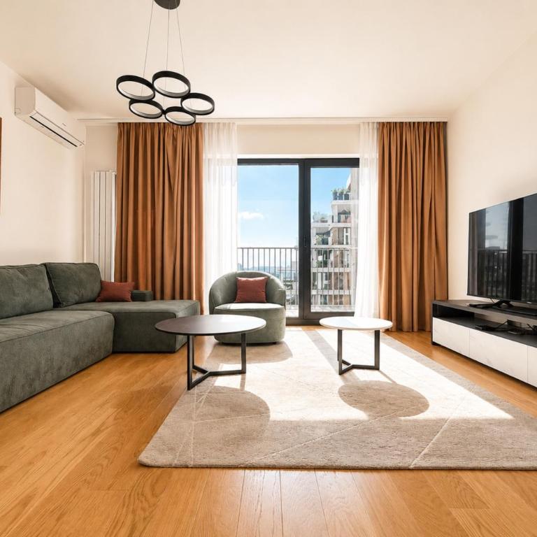 - Room #1715010702 - 2