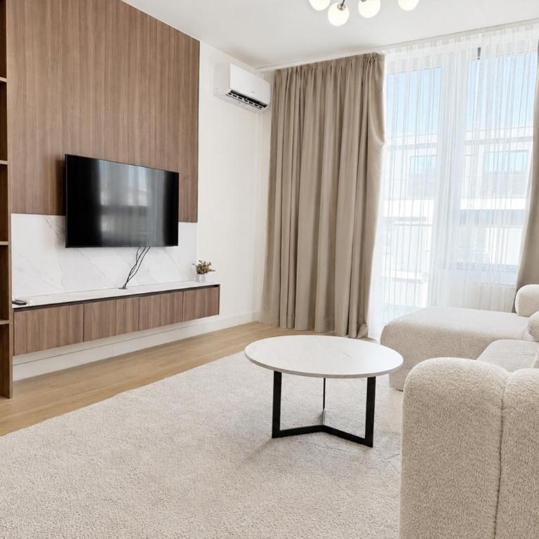  - Room #1715010701 - 9