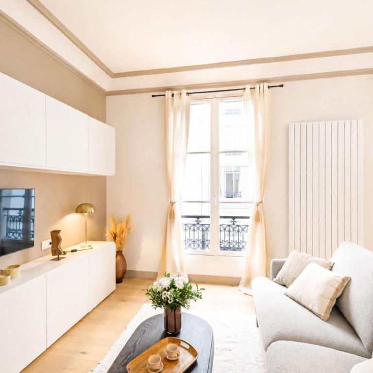 Champs Elysees - Deluxe apartment with lift for 4 - Apartamento - 2