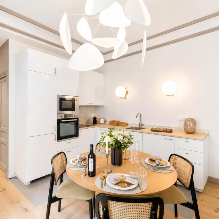 Champs Elysees - Deluxe apartment with lift for 4 - Apartamento - 4