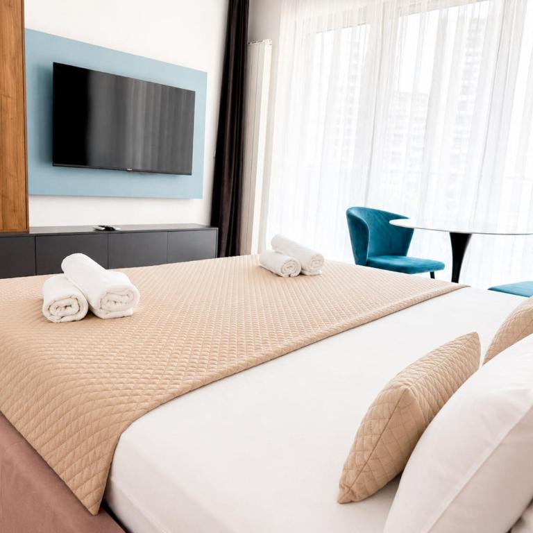  - Room #1715010704 - 5