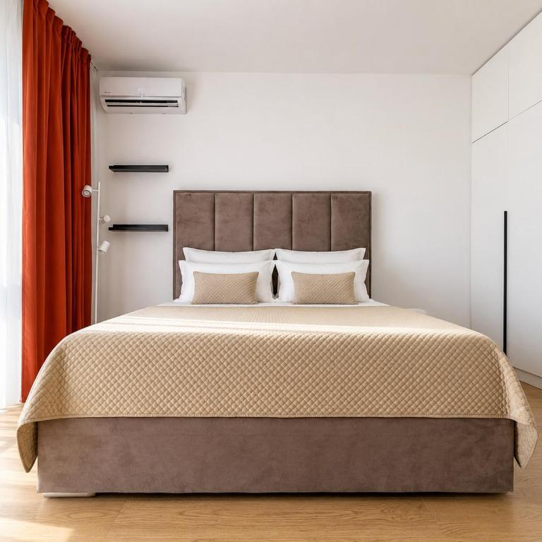  - Room #1715010704 - 17